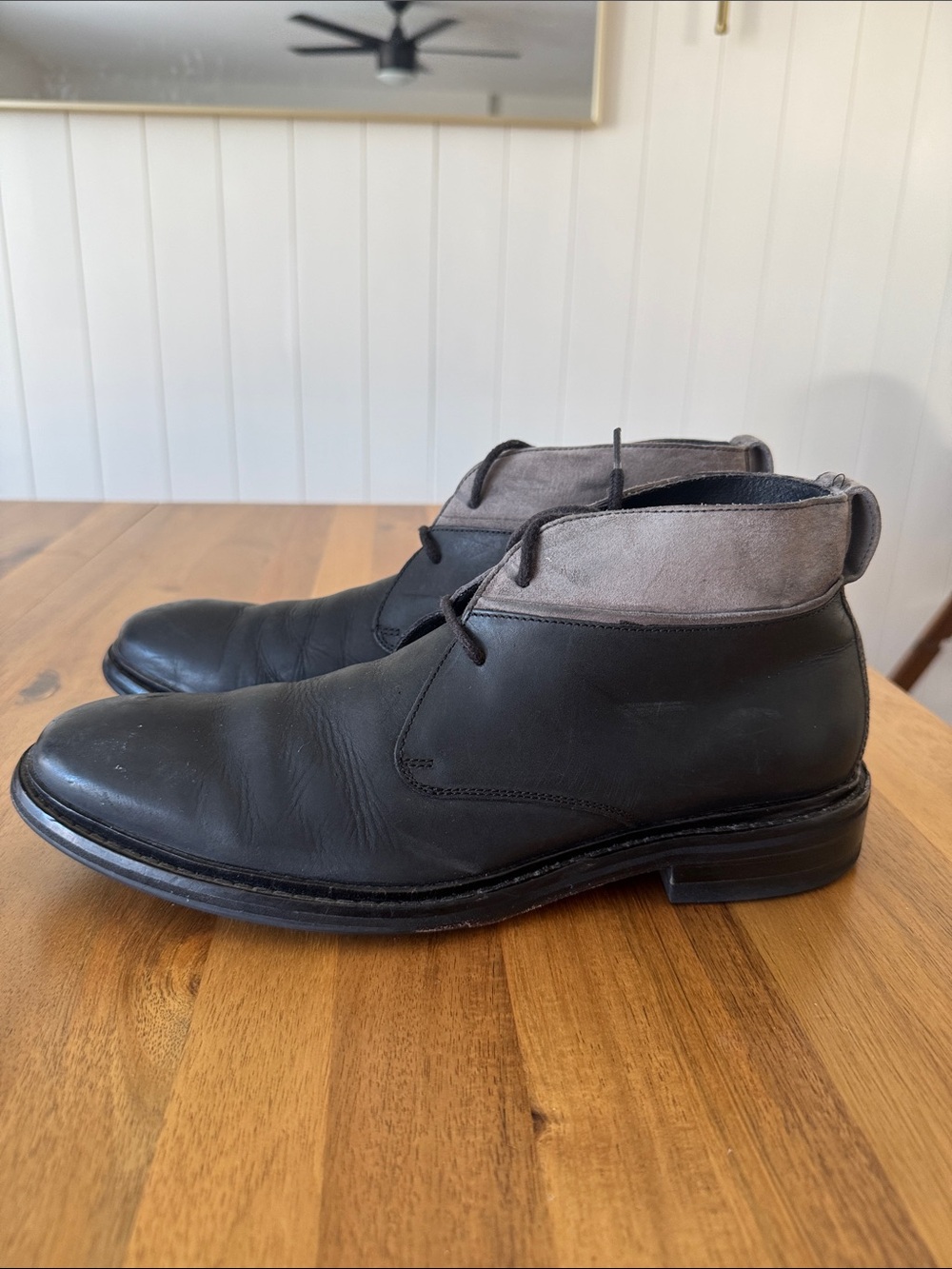 Men Cole Haan chukka boot black sz 9